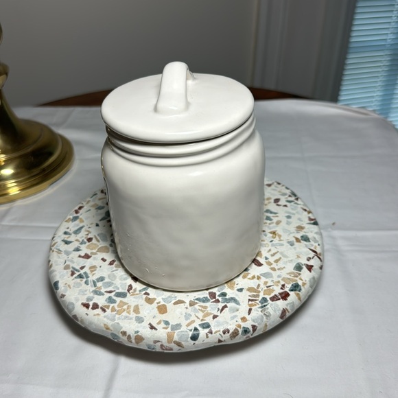 Rae Dunn small white jar with Keep on front - Picture 3 of 6